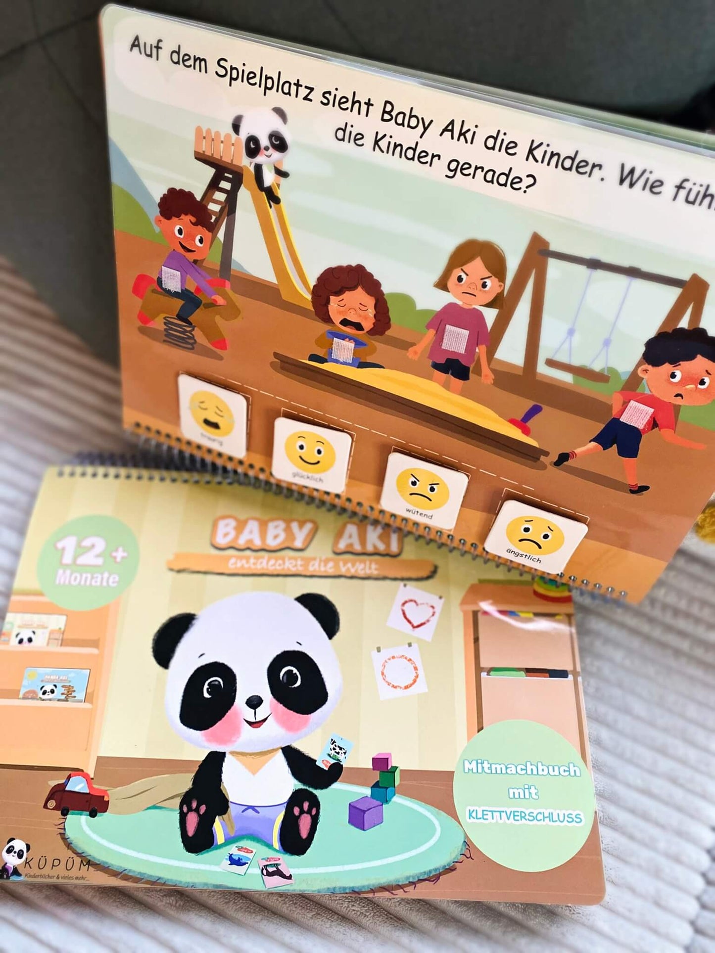 Panda Aki goes on an adventure - activity book + Velcro